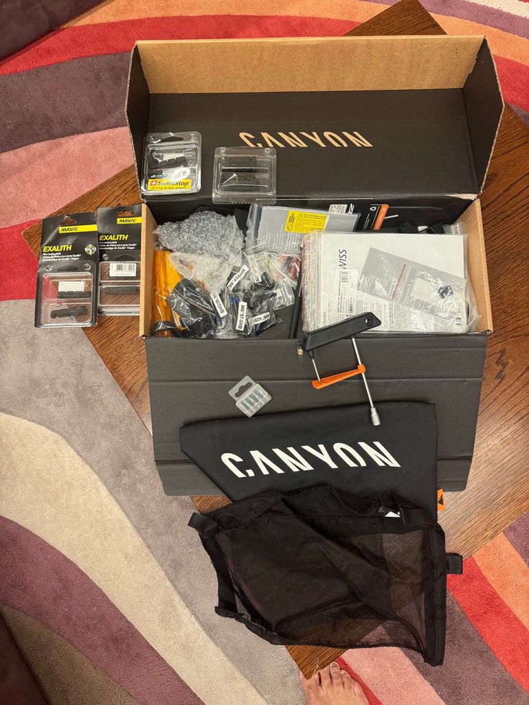 Used Canyon Speedmax CF 8.0 2018 2018 Road & Gravel, Black — image 8 of 9
