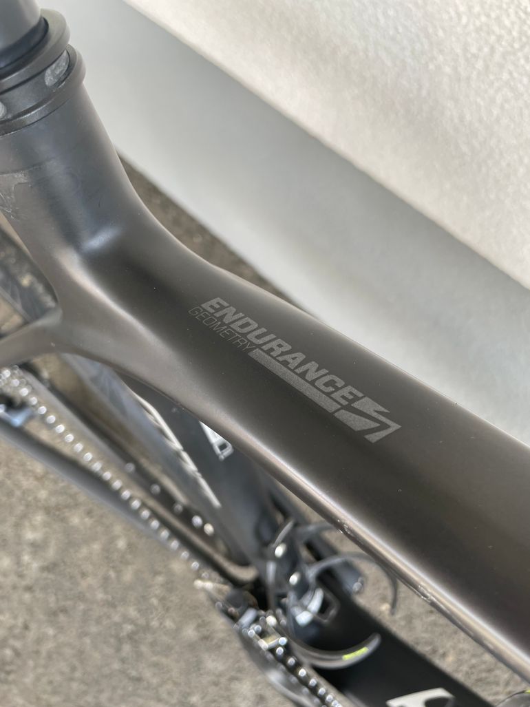 Used Scott Addict 10 disc 2018 2018 Road & Gravel, Black — image 5 of 10