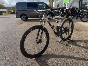 Used Giant Anthem Advanced, Pro 29 1 2023 2023 Mountainbike, Light Gray, 29 — image 3 of 4