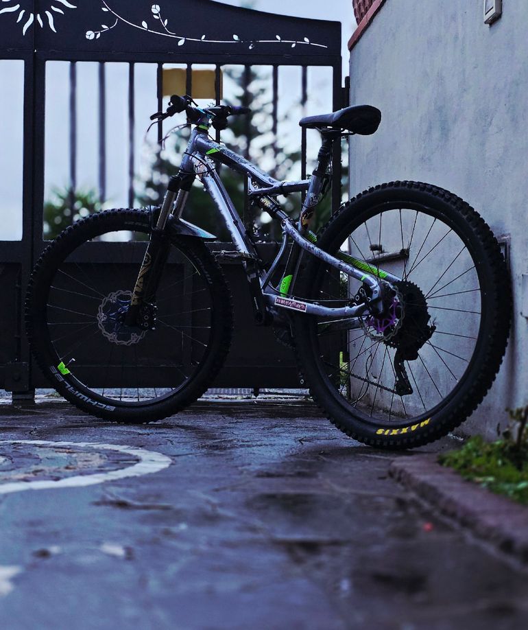 Used ROCKRIDER Full suspension Microshift 26 2023 Mountainbike, Light Gray — image 1 of 7