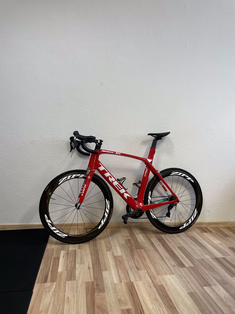 Used Trek Madone SL 6 2019 2019 Road & Gravel, Red — image 22 of 22