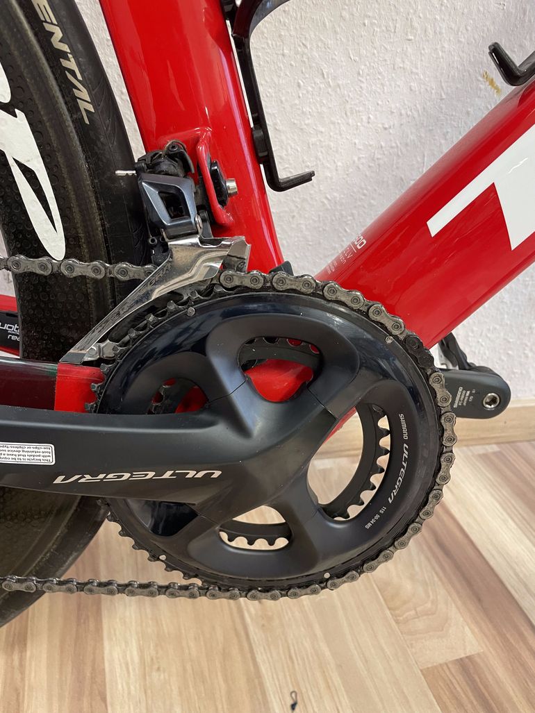Used Trek Madone SL 6 2019 2019 Road & Gravel, Red — image 12 of 22
