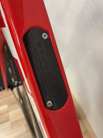 Used Trek Madone SL 6 2019 2019 Road & Gravel, Red — image 18 of 22