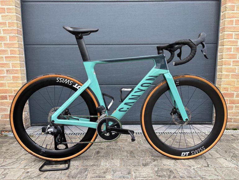 Used Canyon Aeroad CF SLX 7 eTap 2023 2023 Road & Gravel, Green — image 1 of 12