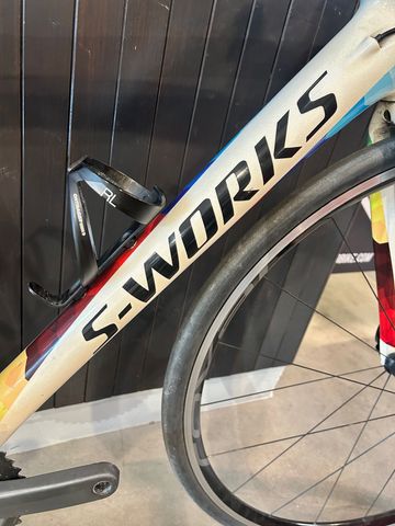 Used Specialized Amira S-Works 2017 Road & Gravel, White — image 4 of 11