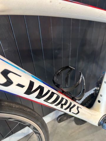 Used Specialized Amira S-Works 2017 Road & Gravel, White — image 9 of 11