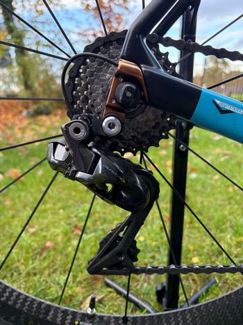 Used Wilier Cento1SR 2016 Road & Gravel, Blue — image 5 of 9