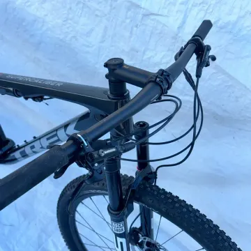 Used Trek Supercaliber Shimano Deore XT 2023 Mountainbike, Black — image 9 of 22