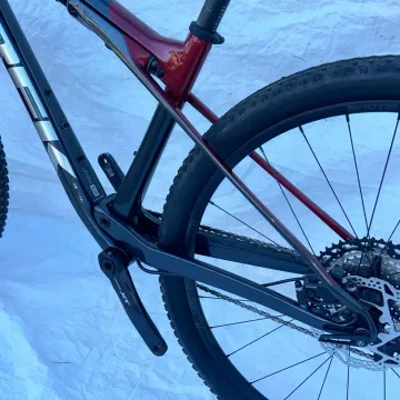 Used Trek Supercaliber Shimano Deore XT 2023 Mountainbike, Black — image 11 of 22
