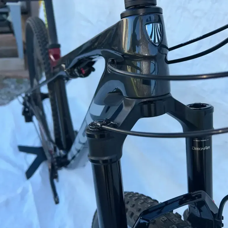 Used Trek Supercaliber Shimano Deore XT 2023 Mountainbike, Black — image 8 of 22