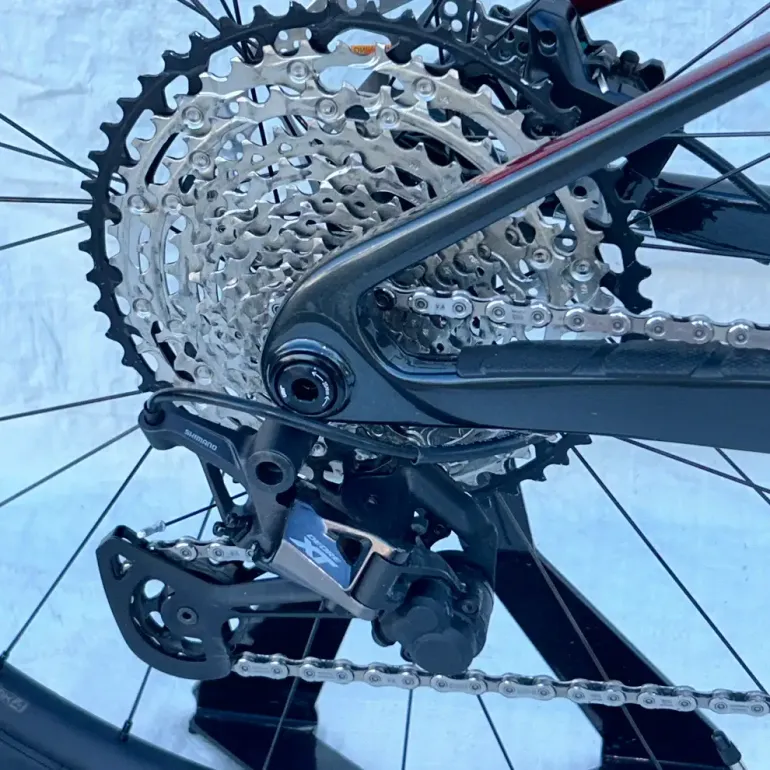 Used Trek Supercaliber Shimano Deore XT 2023 Mountainbike, Black — image 4 of 22