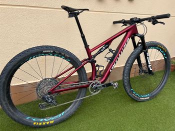 Used Specialized Epic 8 Expert 2024 Frameset 2024 Mountainbike, Red, 29 — image 5 of 6