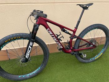 Used Specialized Epic 8 Expert 2024 Frameset 2024 Mountainbike, Red, 29 — image 4 of 6