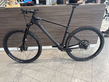 Used Cannondale Scalpel Hi-MOD 1 2024 Mountainbike, Black — image 1 of 3