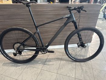 Used Cannondale Scalpel Hi-MOD 1 2024 Mountainbike, Black — image 2 of 3