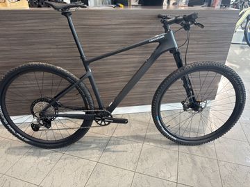 Used Cannondale Scalpel Hi-MOD 1 2024 Mountainbike, Black — image 2 of 3
