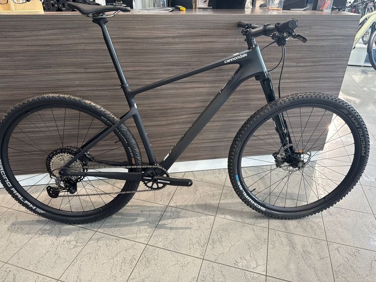 Used Cannondale Scalpel Hi-MOD 1 2024 Mountainbike, Black — image 2 of 3