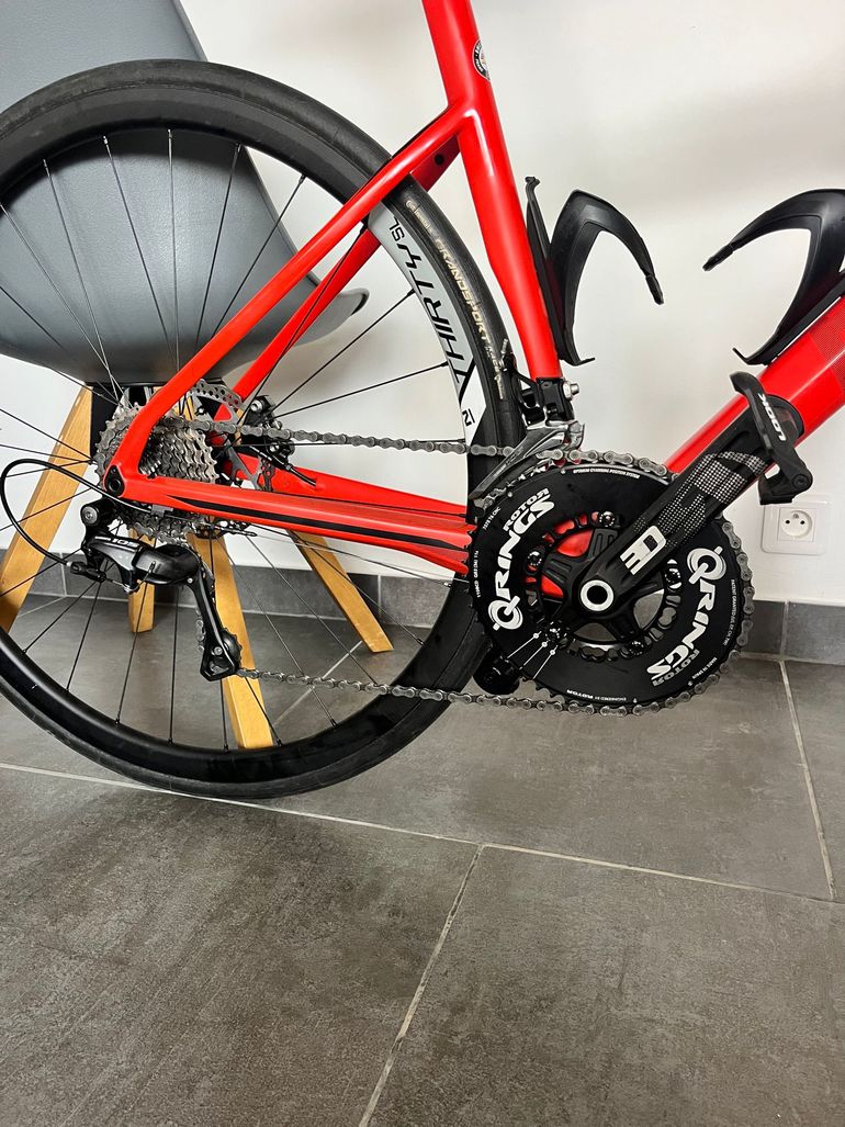 Used BMC Roadmachine SEVEN 2023 2023 Road & Gravel, Red — image 4 of 6