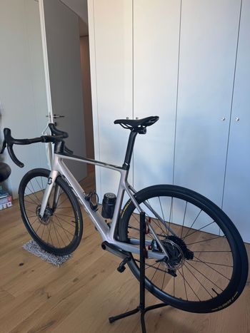 Used Scott Addict RC 10 2022 2022 Road & Gravel