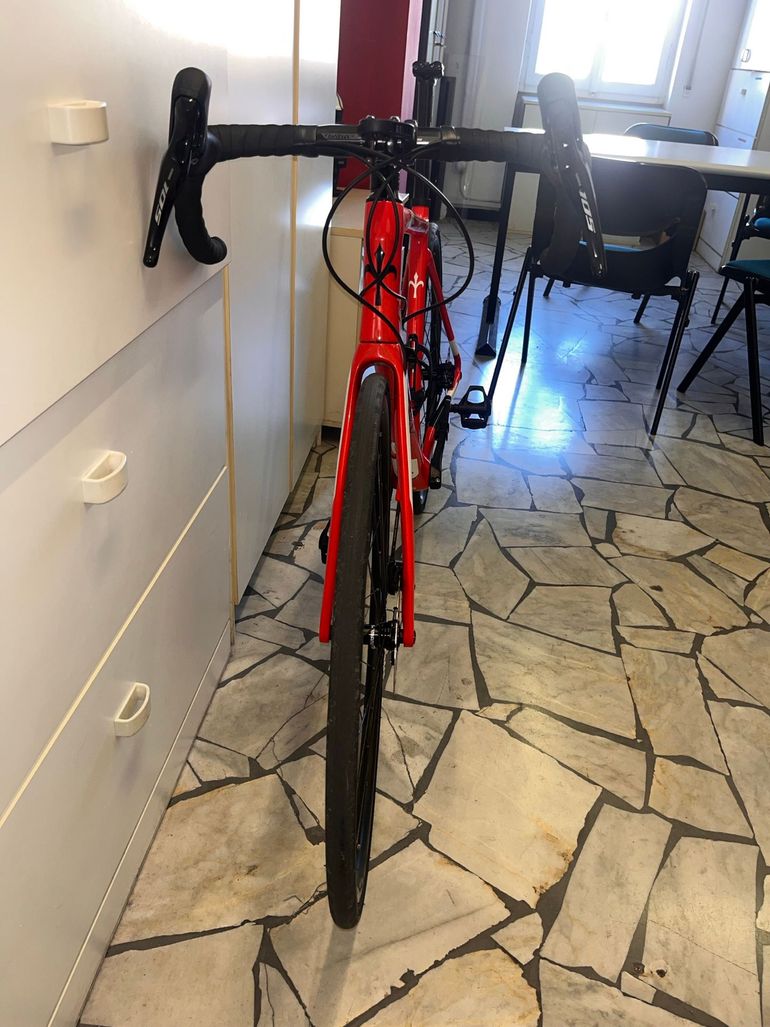 Used Wilier GTR Team Disc 2023 2023 Road & Gravel, Red — image 10 of 13
