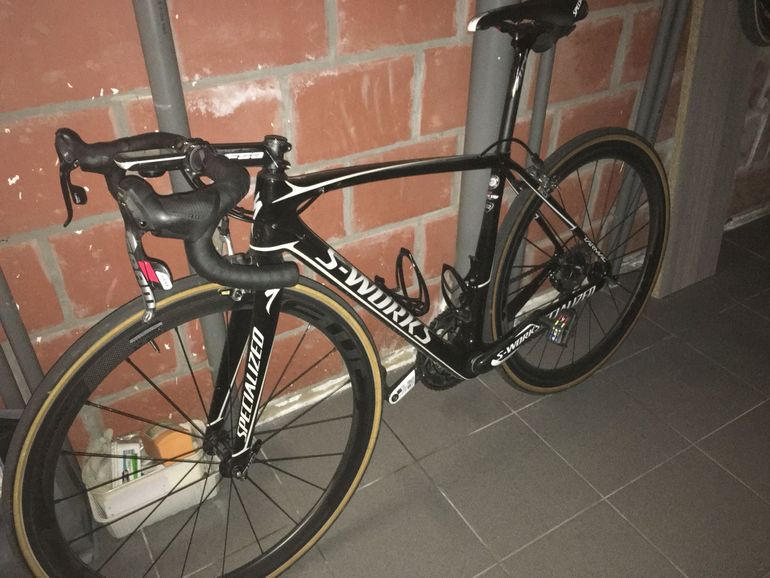 Used Specialized Tarmac SRAM Red 2015 Road & Gravel, Black — image 2 of 9