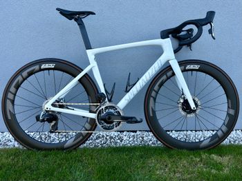 Used Specialized Tarmac SRAM Red eTap AXS 2022 Road & Gravel