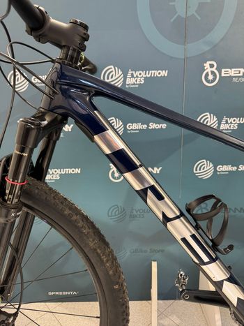 Used Trek Procaliber 9.6 2023 2023 Mountainbike, Blue, 29 — image 13 of 14