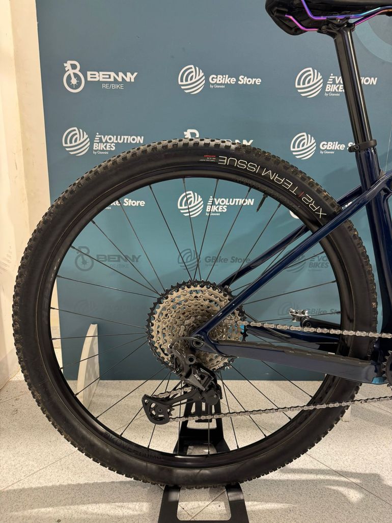 Used Trek Procaliber 9.6 2023 2023 Mountainbike, Blue, 29 — image 2 of 14