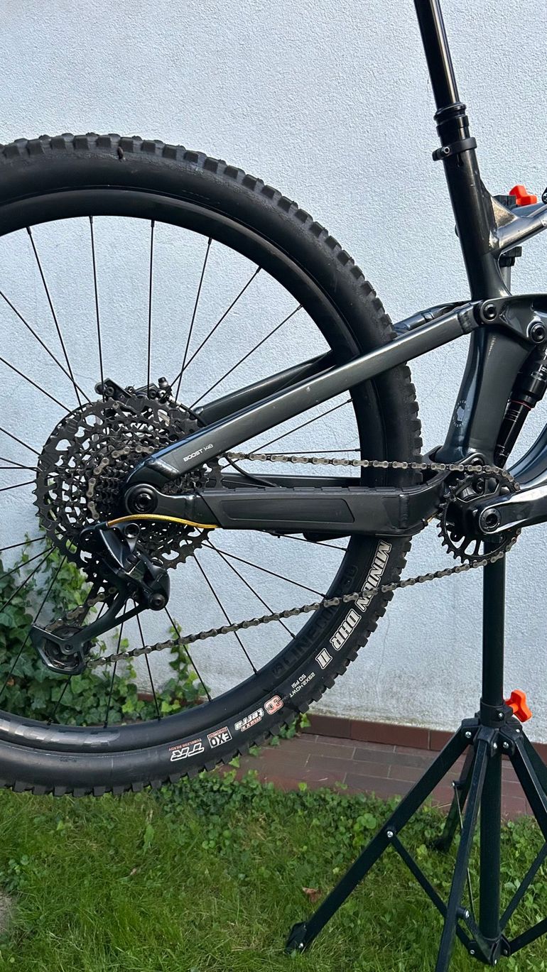 Used Trek Slash 8 2022 2022 Mountainbike, Black, 29 — image 5 of 6