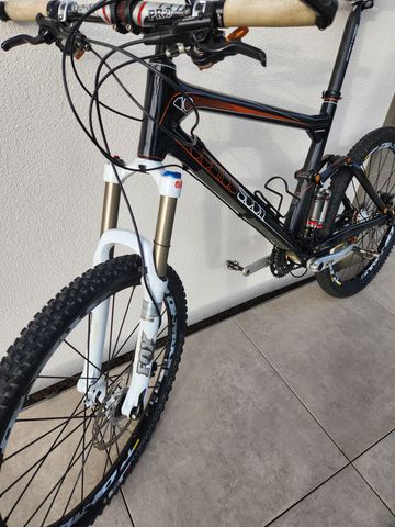 Used Scott Genius 10 2010 2010 Mountainbike, Black — image 6 of 8
