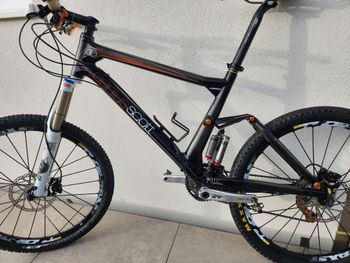 Used Scott Genius 10 2010 2010 Mountainbike, Black — image 7 of 8