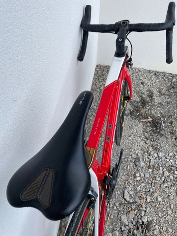 Used Orbea ORCA AERO M20TEAM 2018 2018 Road & Gravel, Red — image 4 of 4
