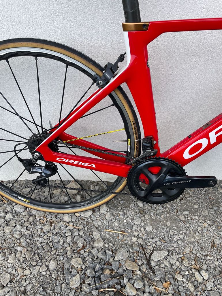 Used Orbea ORCA AERO M20TEAM 2018 2018 Road & Gravel, Red — image 3 of 4