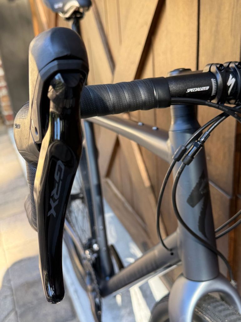 Used Specialized Diverge Shimano GRX 2021 Road & Gravel, Light Gray — image 5 of 12
