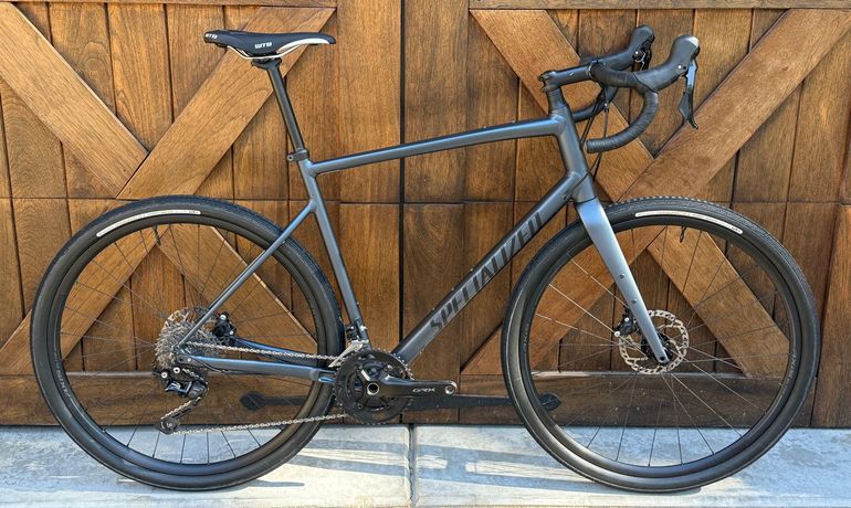 Used Specialized Diverge Shimano GRX 2021 Road & Gravel, Light Gray — image 1 of 12