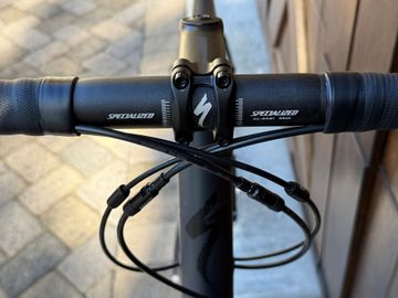 Used Specialized Diverge Shimano GRX 2021 Road & Gravel, Light Gray — image 6 of 12