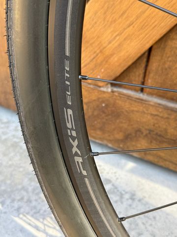 Used Specialized Diverge Shimano GRX 2021 Road & Gravel, Light Gray — image 11 of 12