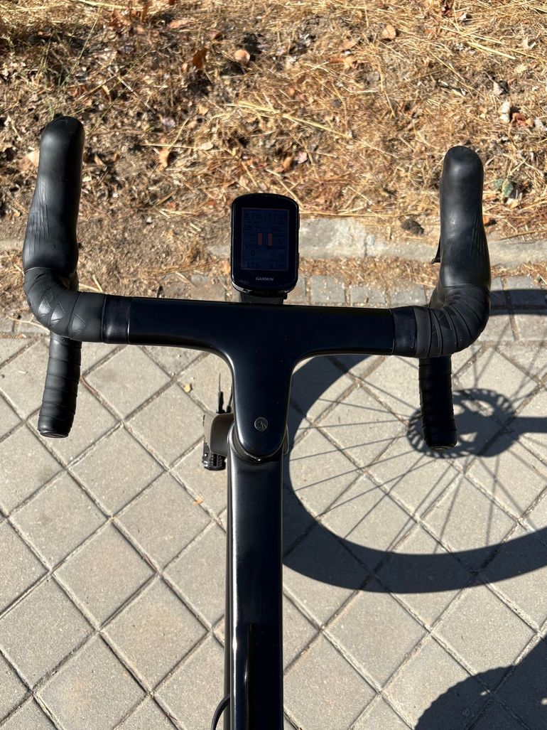 Used Canyon Ultimate CF SLX 8 Di2 2023 2023 Road & Gravel, Black — image 8 of 9