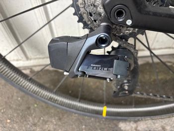 Used BMC Roadmachine 01 THREE 2019 2019 Road & Gravel, Black — image 2 of 5