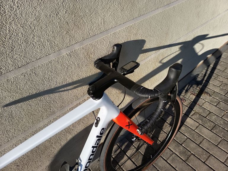 Used Cannondale Supersix SRAM Force eTap AXS 2023 Road & Gravel, White — image 2 of 16