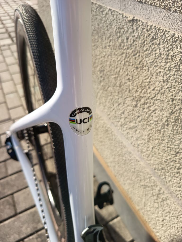 Used Cannondale Supersix SRAM Force eTap AXS 2023 Road & Gravel, White — image 8 of 16