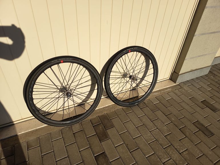 Used Cannondale Supersix SRAM Force eTap AXS 2023 Road & Gravel, White — image 14 of 16