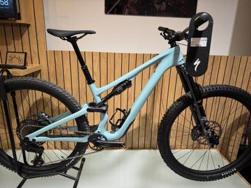 Used Specialized Stumpjumper 15 Comp 2025 2025 Mountainbike, Blue, 29, 27.5 — image 1 of 4