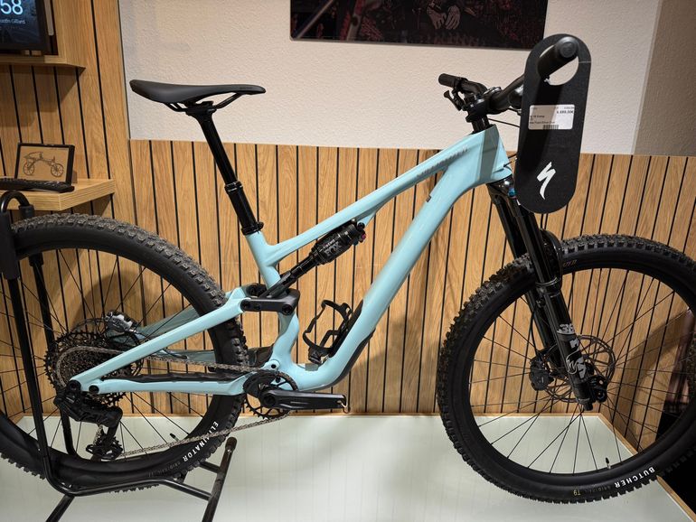 Used Specialized Stumpjumper 15 Comp 2025 2025 Mountainbike, Blue, 29, 27.5 — image 1 of 4