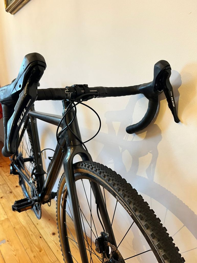 Used Cannondale CAADX 105 SE 2018 2018 Road & Gravel, Light Gray — image 3 of 6