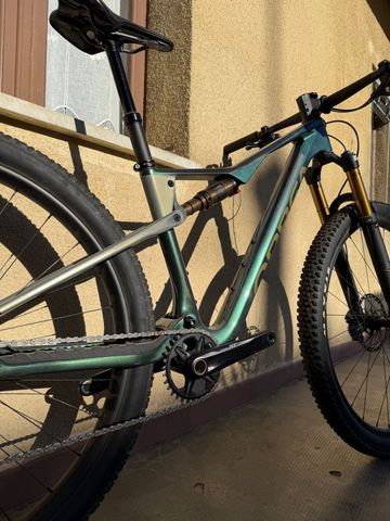 Used Orbea OIZ M10 2024 2024 Mountainbike, Green, 29 — image 5 of 12