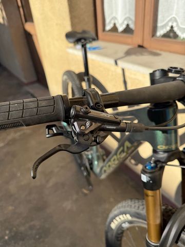 Used Orbea OIZ M10 2024 2024 Mountainbike, Green, 29 — image 8 of 12