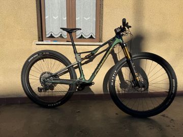 Used Orbea OIZ M10 2024 2024 Mountainbike, Green, 29 — image 1 of 12