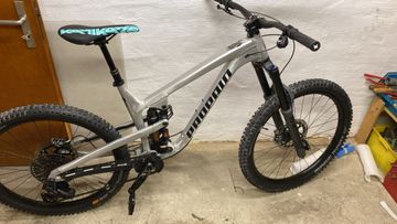 Propain Spindrift AL 4 2024 2024 Mountainbike usato, Grigio chiaro — immagine 4 di 4