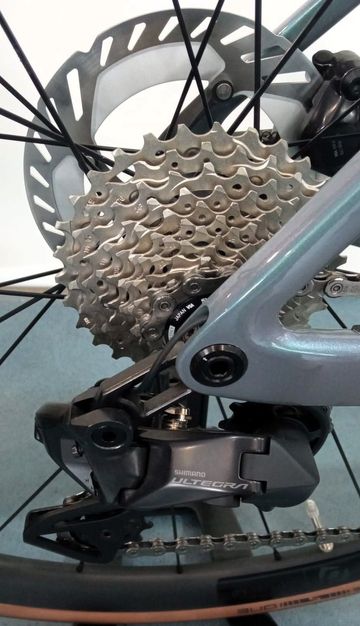 Gebrauchtes Scott Addict RC 15 2023 2023 Road & Gravel, Hellgrau — Bild 2 von 8